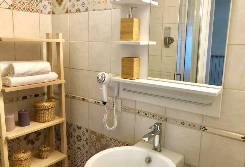 סוויטת ג'וניור דלוקס, Alessia House