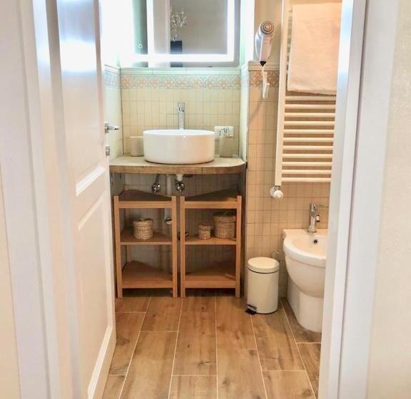 חדר סטנדרט, Alessia House