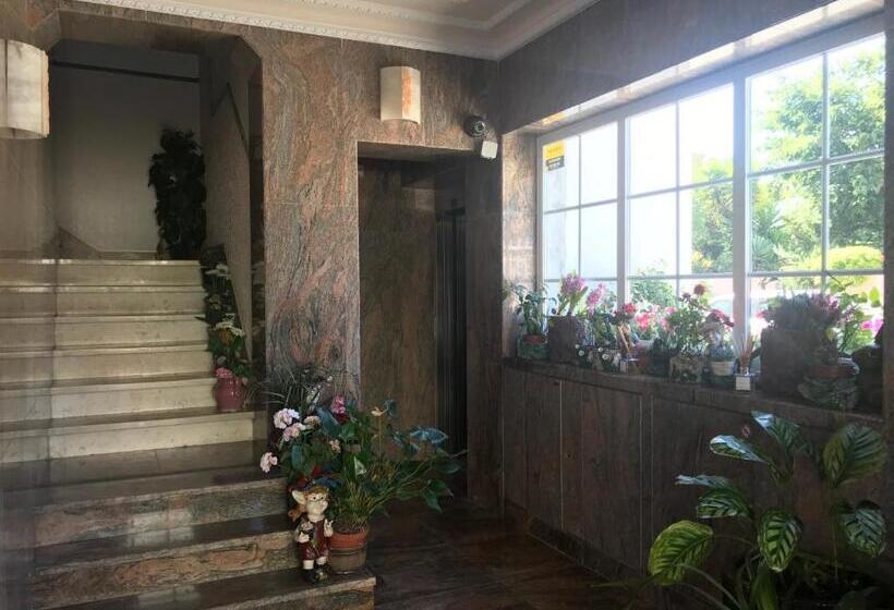 سوئیت با وان آب گرم, Atlantic Waves Accommodation