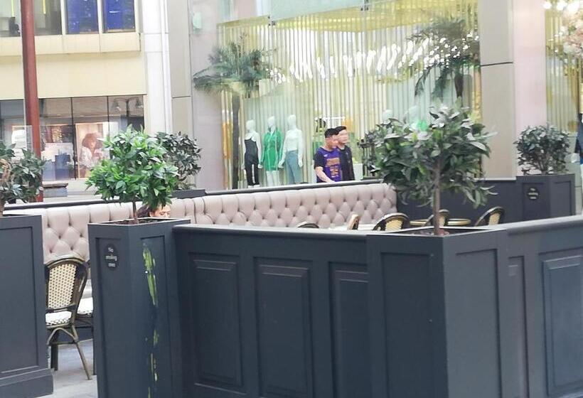 חדר סטנדרט לשלושה, Merciful King Room, In Zone 2 3