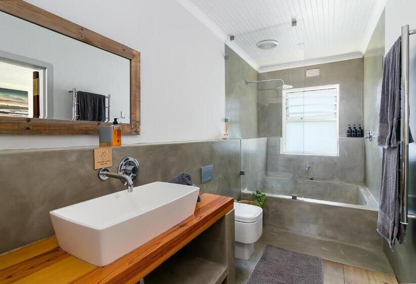 غرفة كلاسيكية سرير كينج, In Toto Retreat   Garden Route