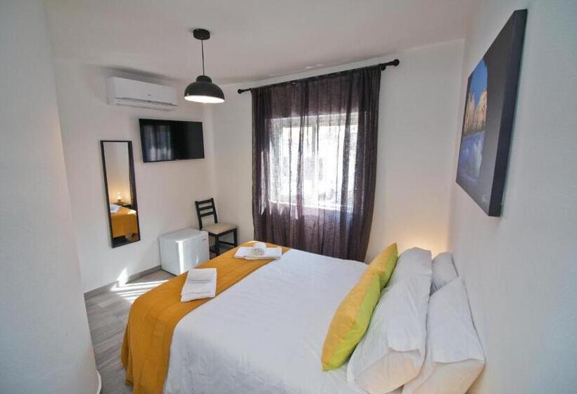 スタンダードルーム, New Village Guest House