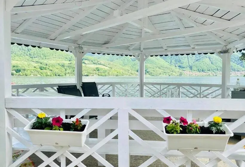デラックスビラの１ベッドルーム, Noah River House