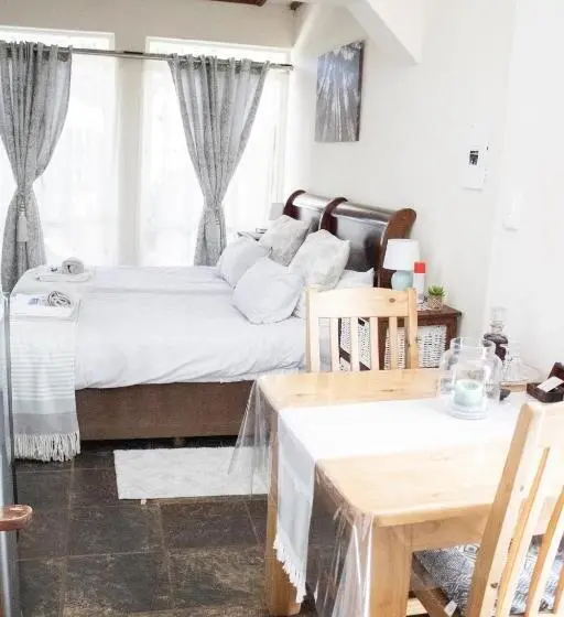 ガーデンビュースタンダードルーム, Panda S Guest Cottages