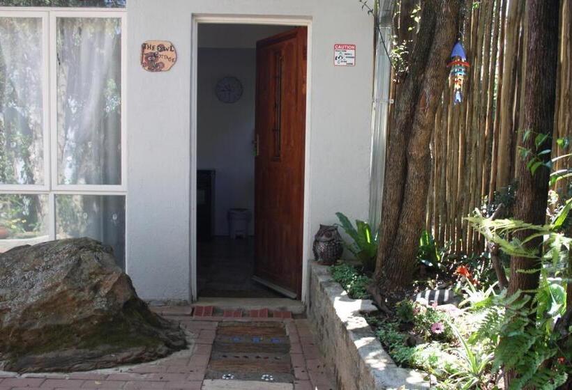 Номер Стандарт Вид на Сад, Panda S Guest Cottages
