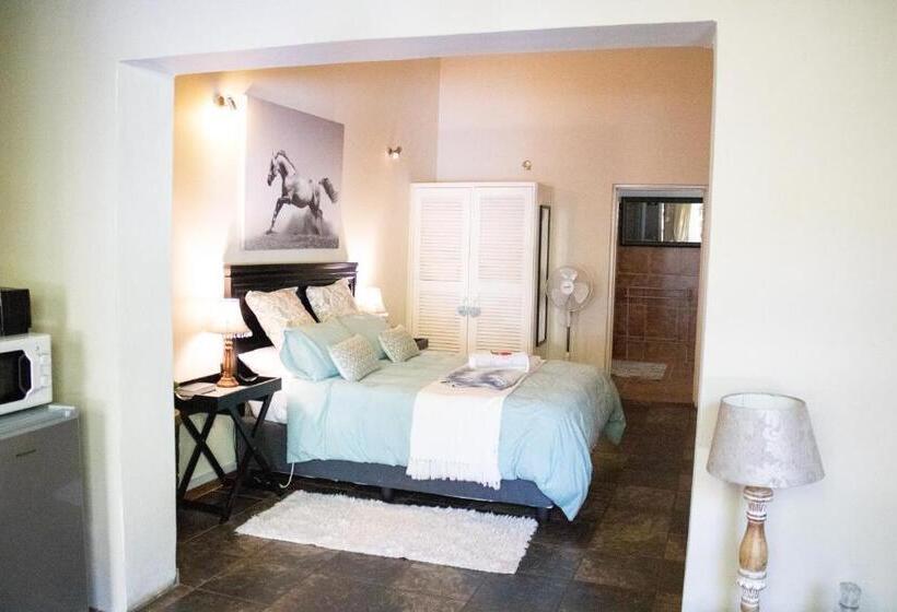 Номер Стандарт, Panda S Guest Cottages
