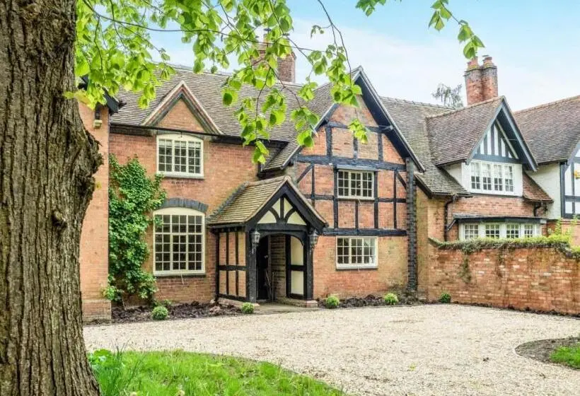 デラックスルーム, Pinley Hill House