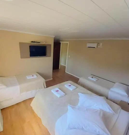 スタンダード４人部屋, Pousada Rota12
