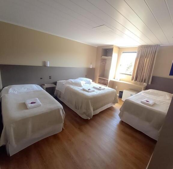 スタンダード４人部屋, Pousada Rota12