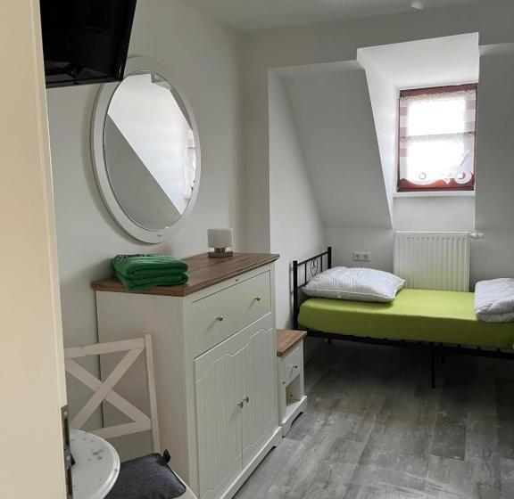 エコノミールーム, Pension Eckert