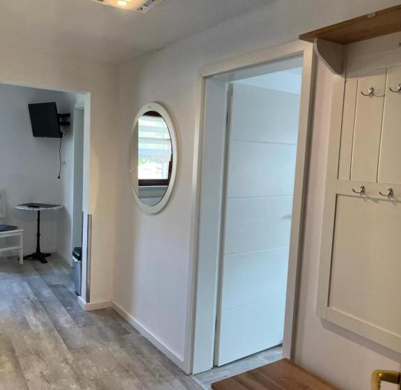 エコノミールーム, Pension Eckert