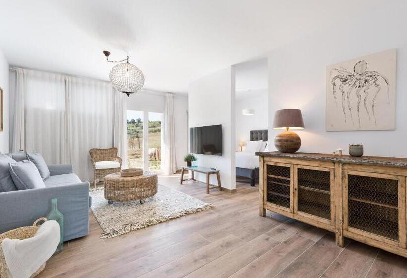 带大床的标准工作室, Masia Can Rovira   Esc1852