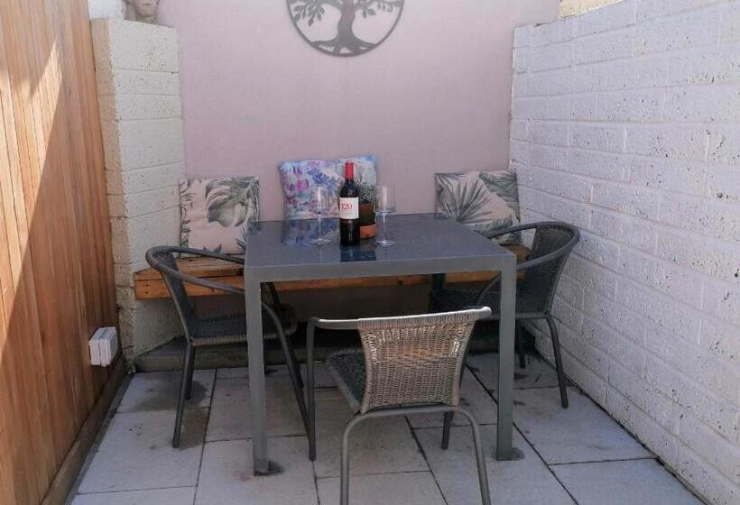 Quarto Estandar, No 12 B&b
