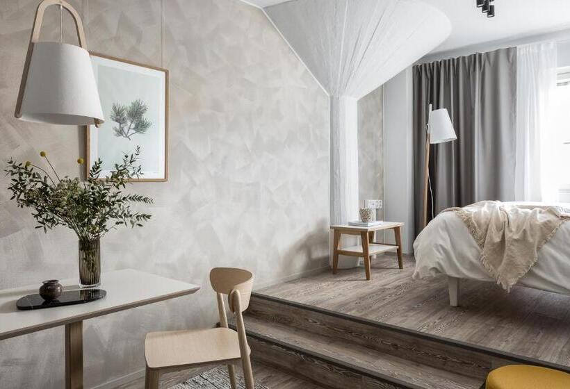 스탠다드 스튜디오 (전망), Noli Katajanokka