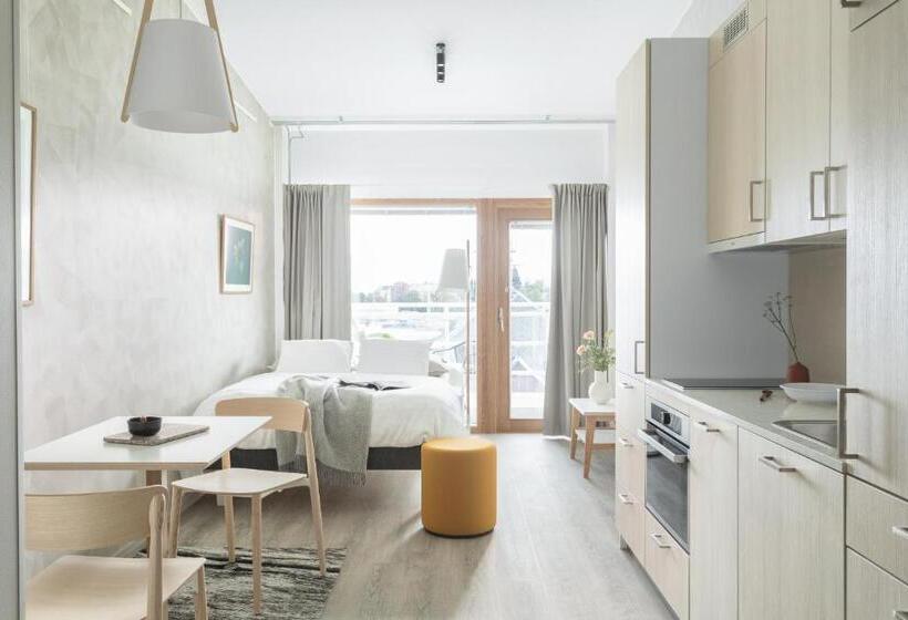 스탠다드 스튜디오 (테라스구비), Noli Katajanokka