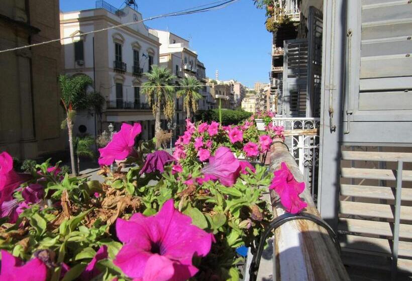 غرفة ديلوكس مزودة بشرفة, Amurimè