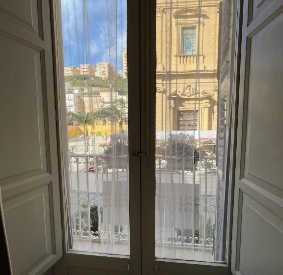 غرفة ديلوكس مزودة بشرفة, Amurimè