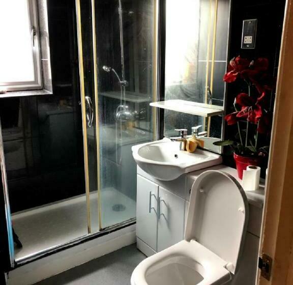 Camera Standard, Apartment & Rooms In London