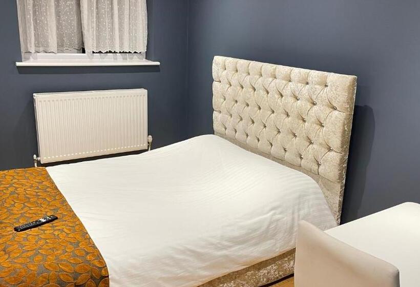 Camera Standard, Apartment & Rooms In London