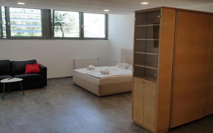 آپارتمان 1 خوابه, Villa Medusa