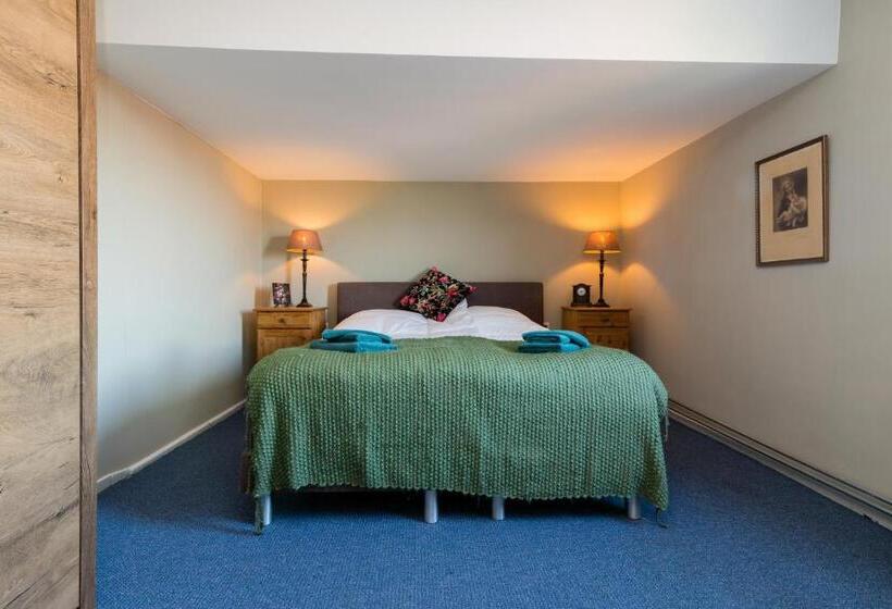 חדר משפחתי, B&b Bie Janssen