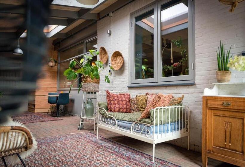 패밀리 룸, B&b Bie Janssen