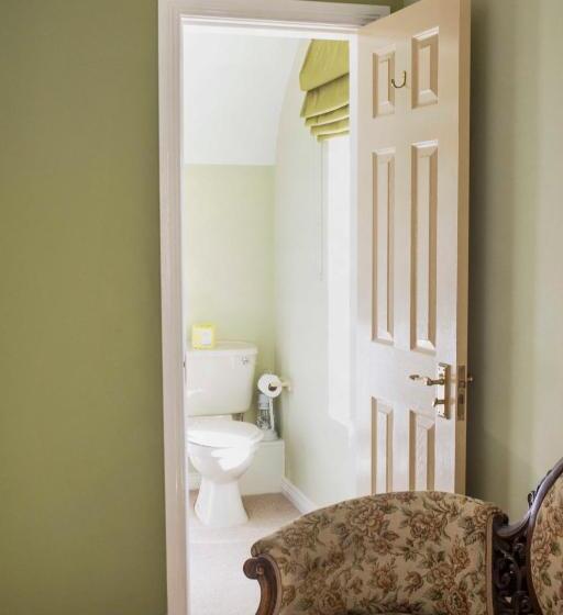 Семейный Номер, Old Schoolhouse B And B