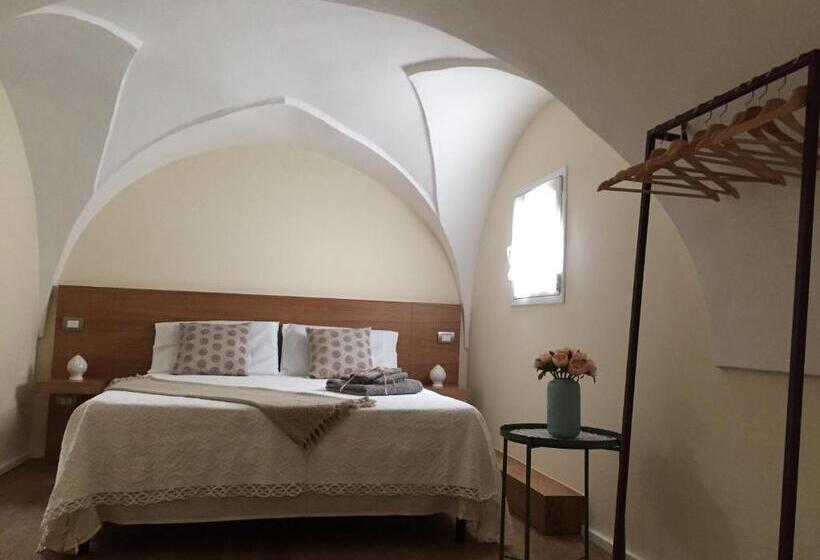 غرفة قياسية رباعية, Via Dante Luxury