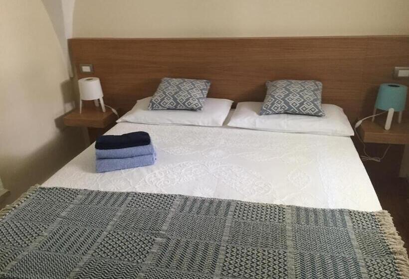 غرفة قياسية رباعية, Via Dante Luxury