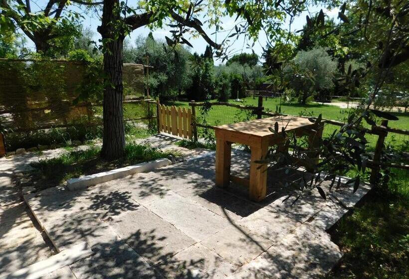 ファミリールーム, La Casa Di Paglia