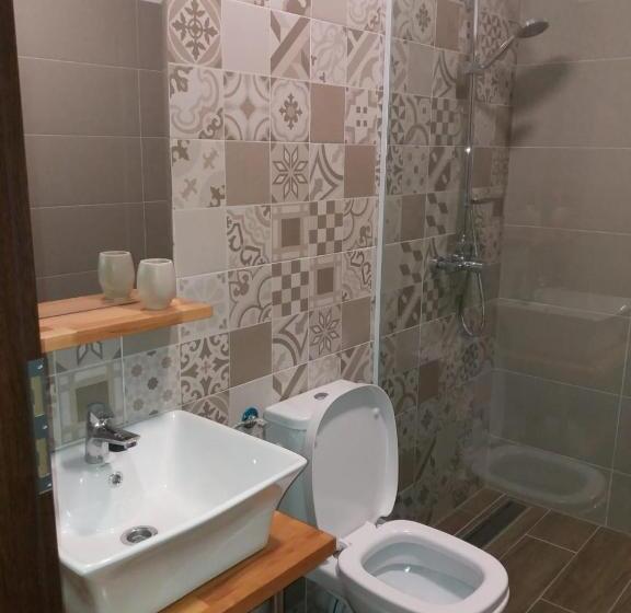 ファミリールーム, Mirana