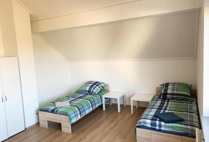 침실 3개 아파트, My Skypalace Billigheim