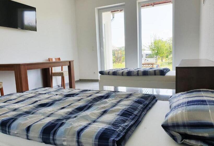 침실 3개 주택, My Skypalace Billigheim