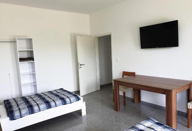 침실 3개 주택, My Skypalace Billigheim