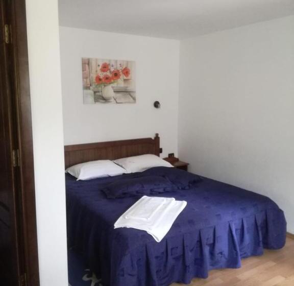 اتاق استاندارد, Pel Flora