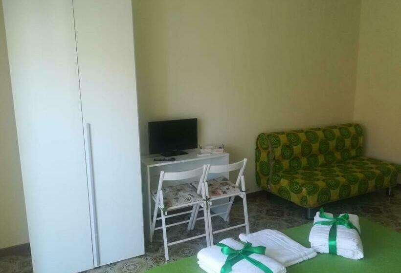 Четырехместный Номер Стандарт, Domus Hera