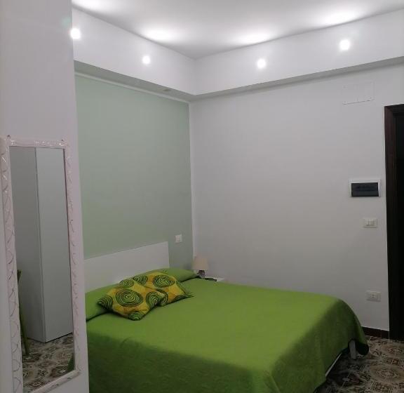 Четырехместный Номер Стандарт, Domus Hera