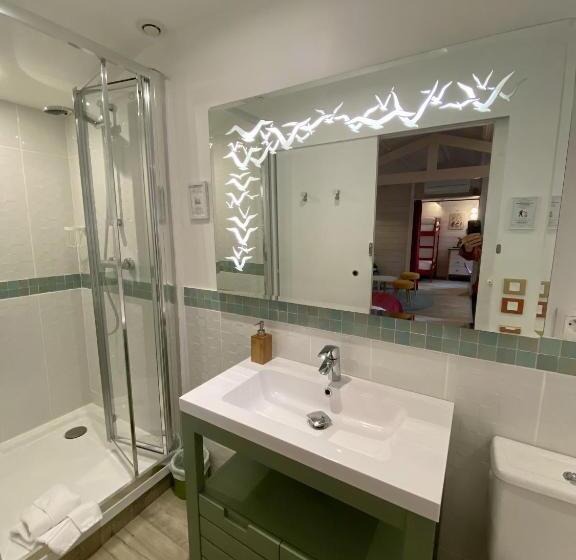 اتاق استاندارد, Le Cabanon De Chessy