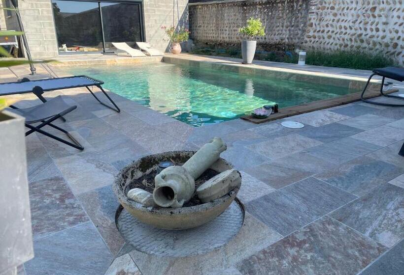 Standardzimmer, Le Regrimet Avec Parking Gratuit Et Privé