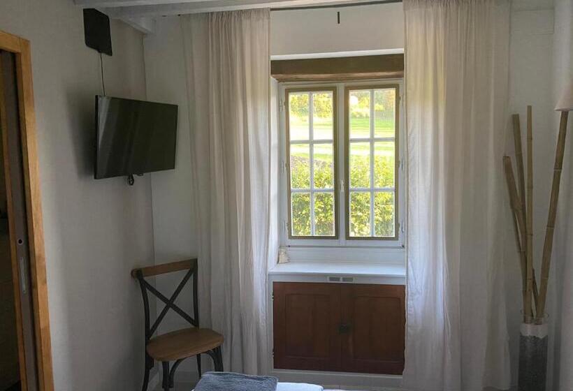 Standardzimmer, Le Regrimet Avec Parking Gratuit Et Privé