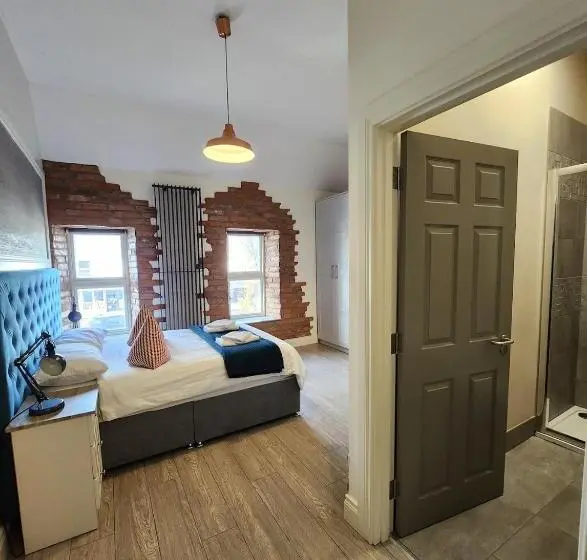 Studio Deluxe, Maynooth Serviced Studios