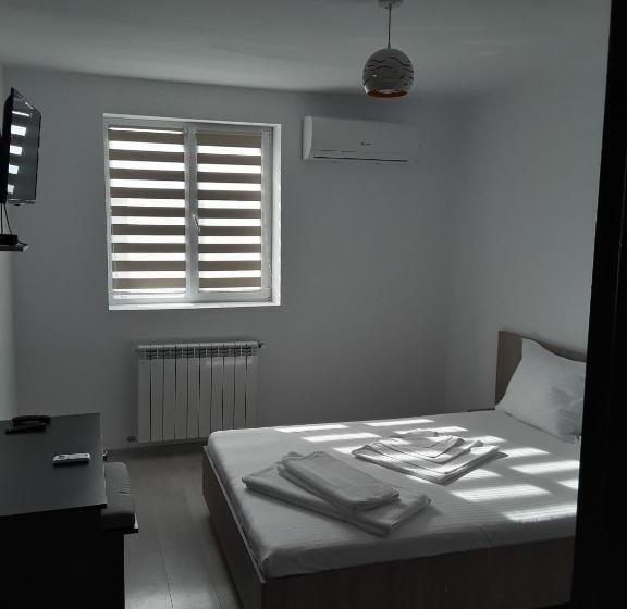 스탠다드 룸, Camere De Inchiriat Central La Calciu