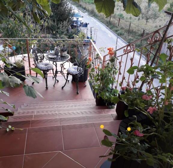 デラックスルーム, Casa De Sub Magura