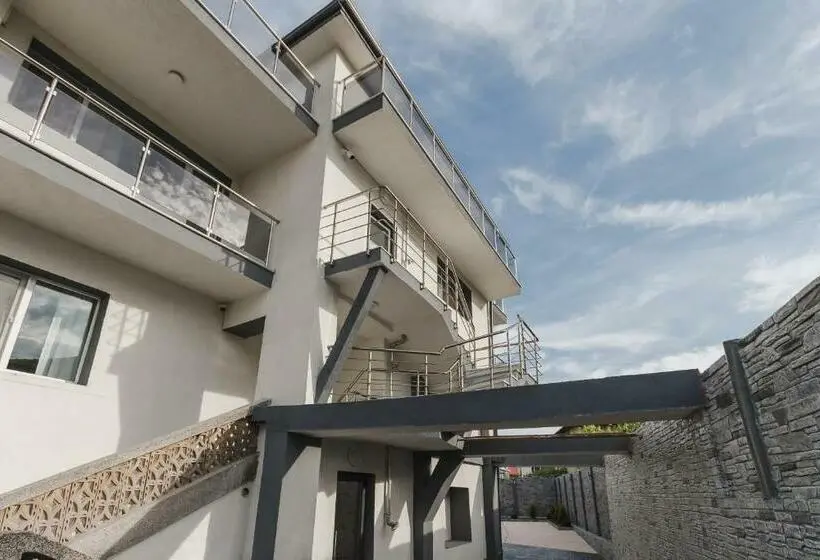 デラックスルーム, Gramada Guest House