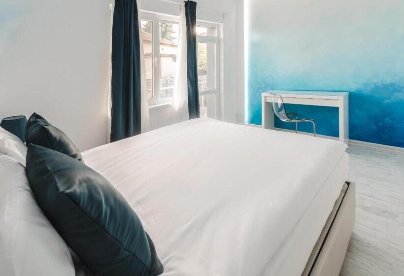 إستوديو ديلوكس, Gramada Guest House