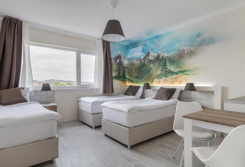 Номер Стандарт Трехместный, Gramada Guest House
