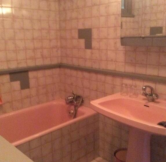 חדר דלוקס, Chez Uli