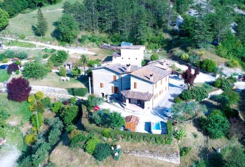 غرفة عائلية, Agriturismo La Tana