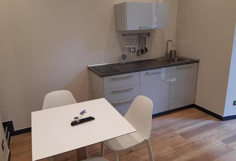 Juniorsviitti, Il Giardino Di Elettra   Freeparking