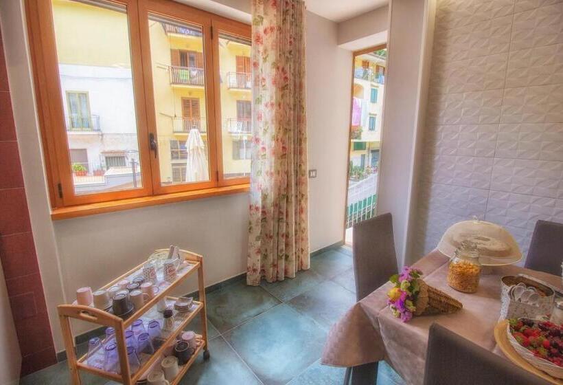 اتاق استاندارد, B&b Carol